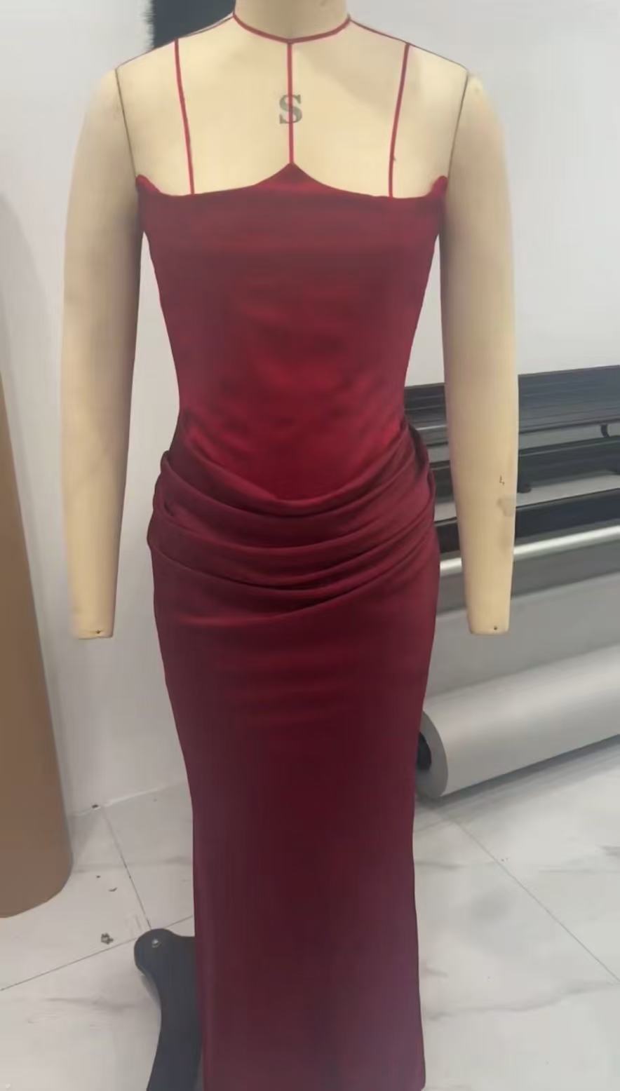 Sole Shoulder Pleated Bodysuit Dress