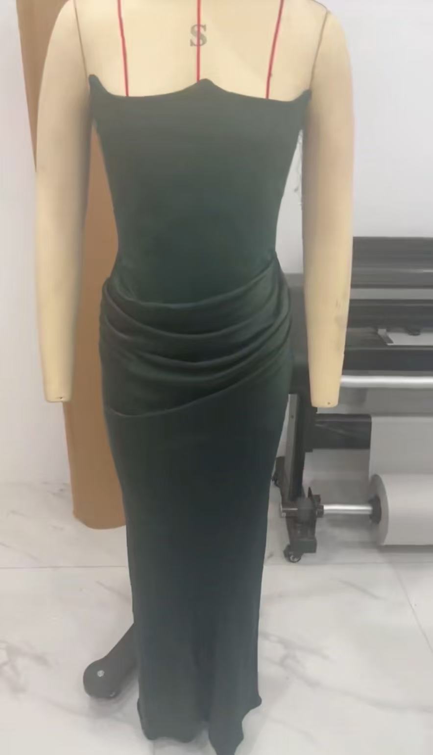 Sole Shoulder Pleated Bodysuit Dress